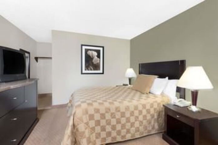 Guest Suite Photo