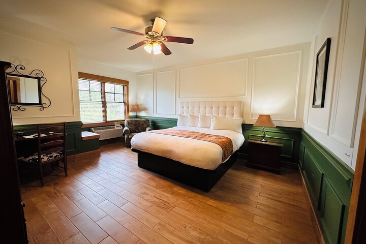 Hotel View 138 of 140