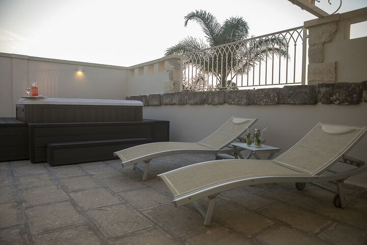 Terrace/Patio 40 of 79