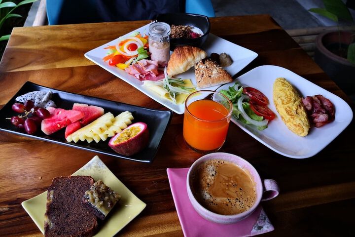Breakfast/Coffee Service 52 of 74