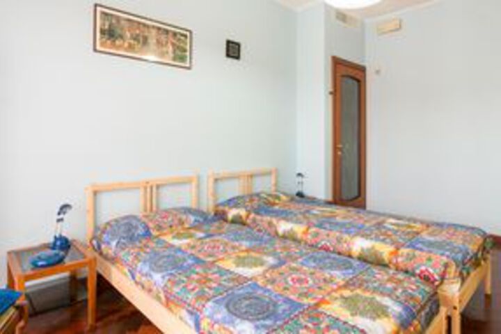 Room 17 of 59