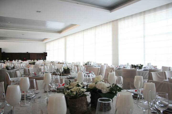 Ballroom/Hall 40 of 51
