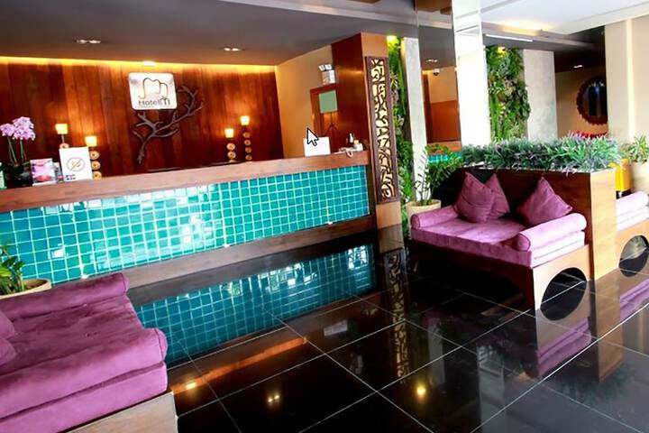 Hotel Interior 4 of 33