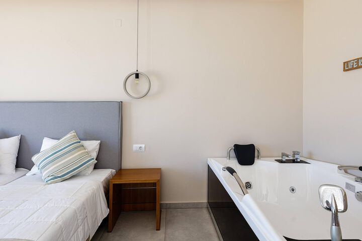 Room 88 of 168