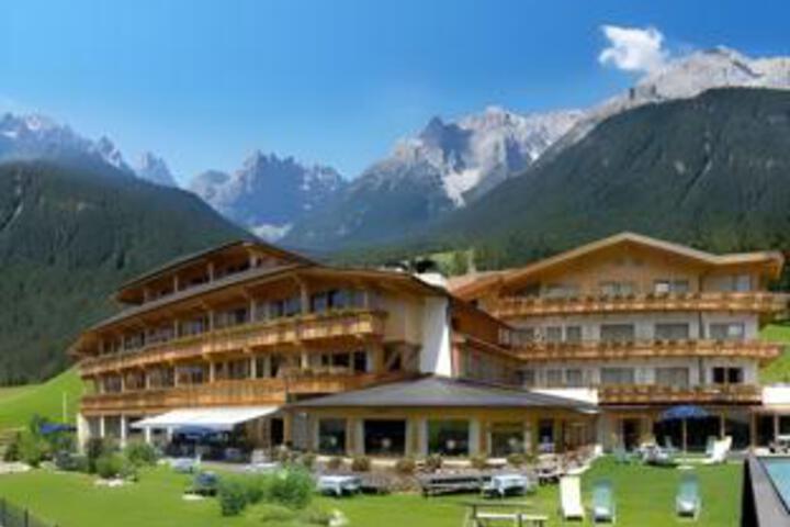 Hotel 6 of 66