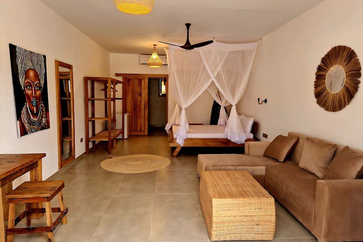 Room 5 of 53