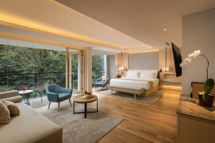 Room 5 of 48