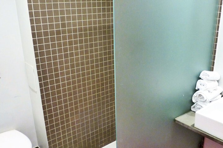 Room 33 of 54