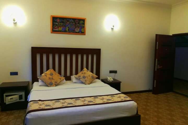 Room 16 of 57