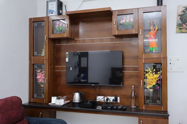 Room 10 of 34