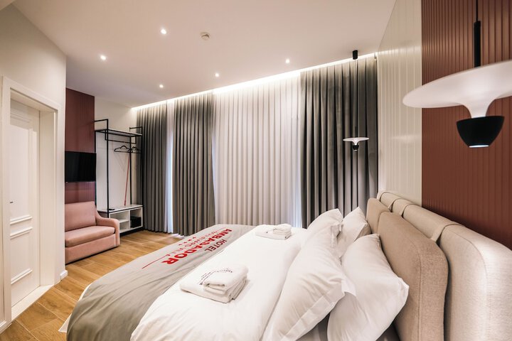 Room 25 of 120