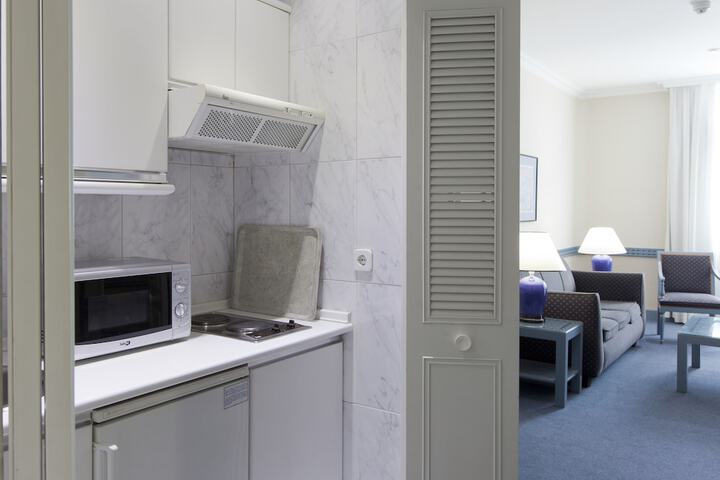 Room 3 of 45