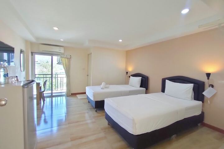 Room 10 of 54