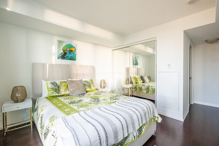 Room 33 of 330