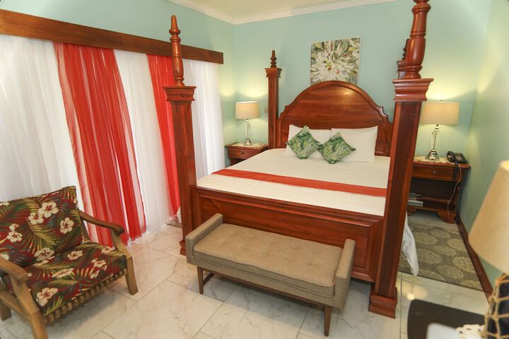 Room 30 of 162