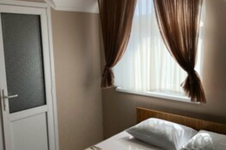 Room 18 of 35