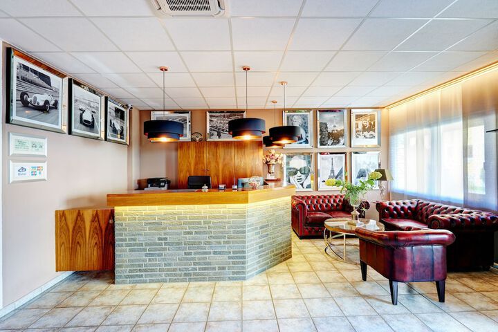 Hotel Interior 7 of 70