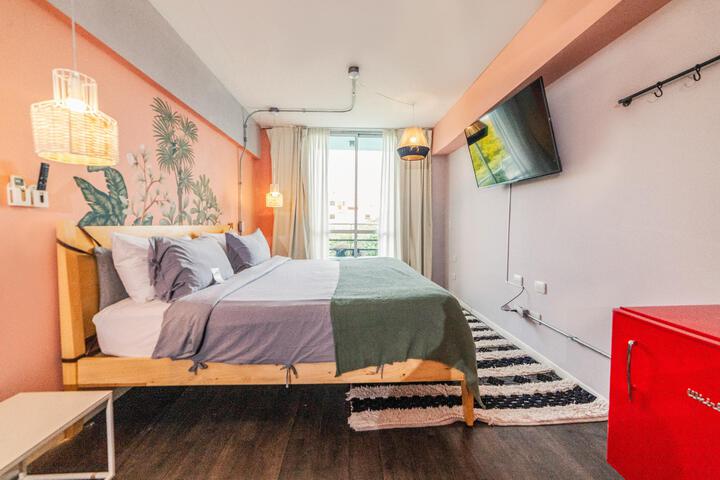 Room 54 of 57