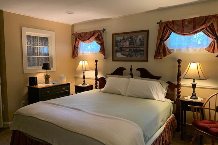 Room 9 of 40