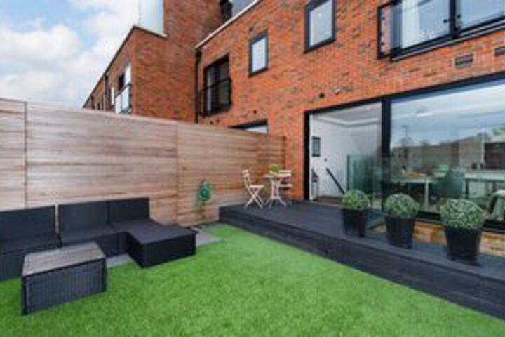 Terrace/Patio 36 of 37