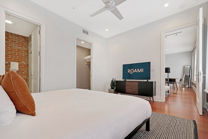 Room 21 of 146