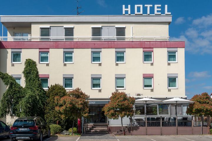 Hotel 55 of 57