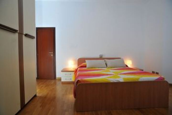 Room 38 of 59