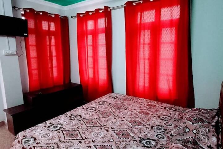 Room 14 of 19