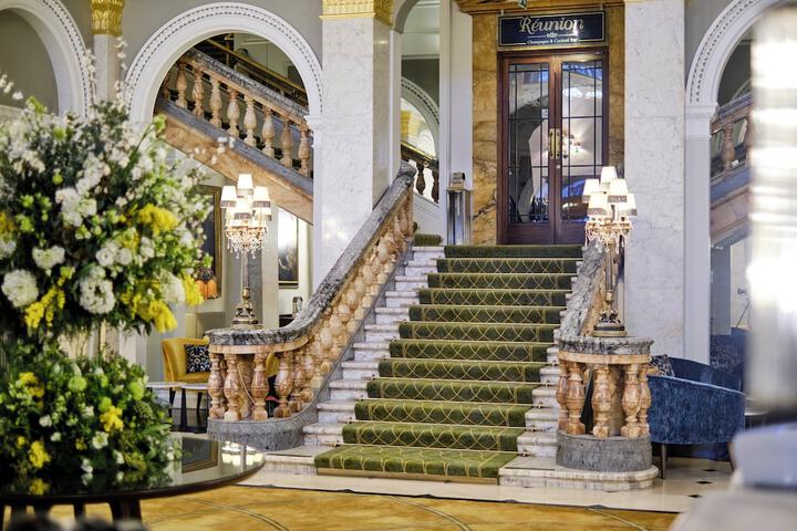 Guest Lobby