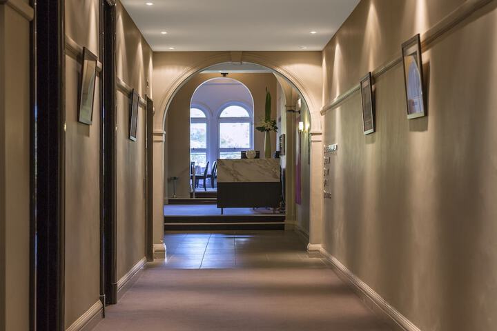 Ballroom/Hall 33 of 49