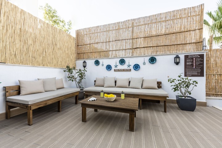 Sundeck 95 of 113