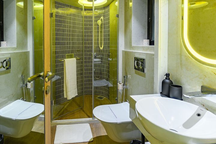 Room 20 of 29