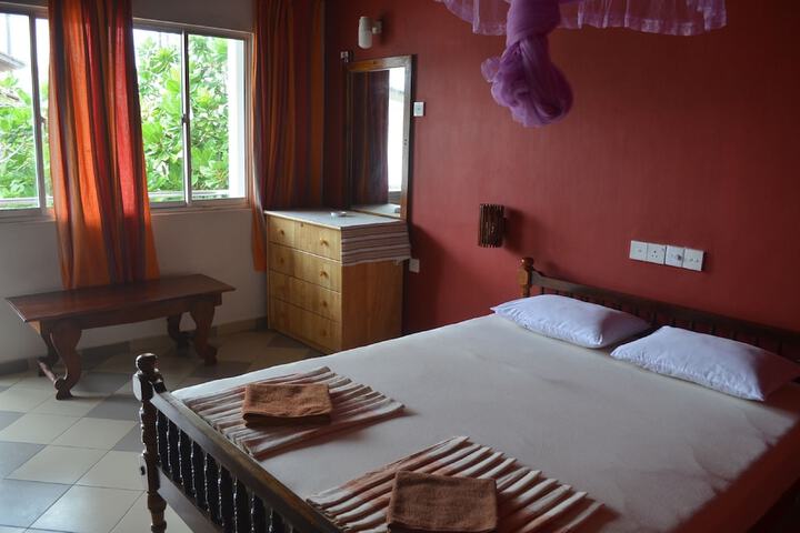 Room 19 of 39