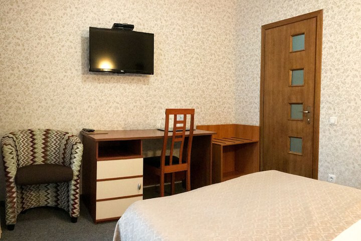Room 23 of 81