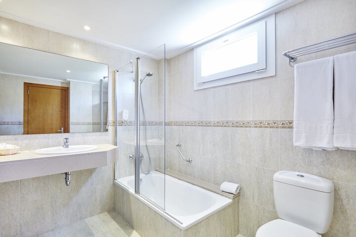 Bath Interior