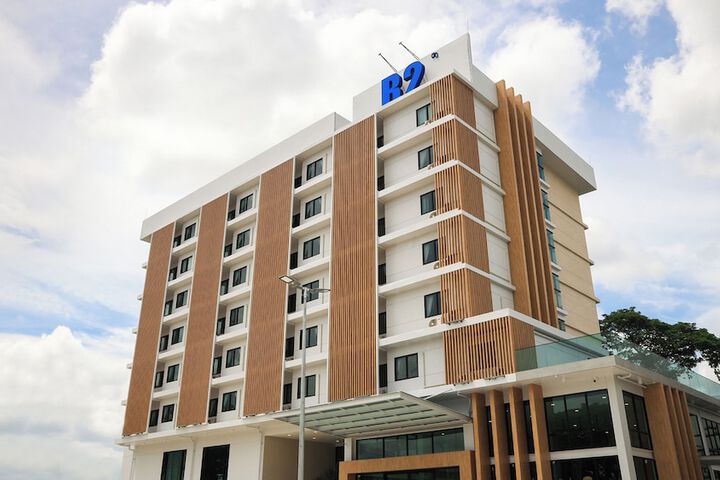 B2 Ubon Airport Premier Hotel
