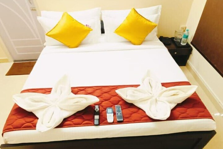 Room 6 of 22