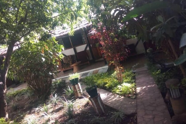 Property Grounds 35 of 51