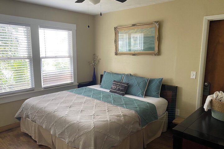 Room 5 of 83