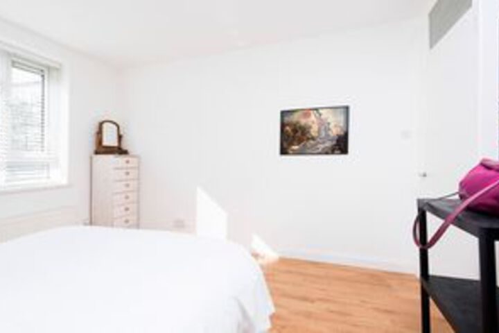 Room 8 of 23