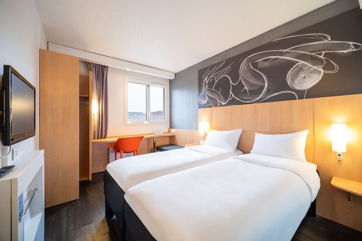 Room 14 of 71
