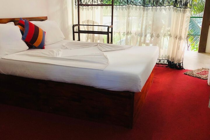 Room 8 of 26