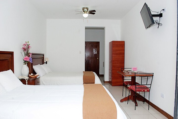 Room 4 of 34