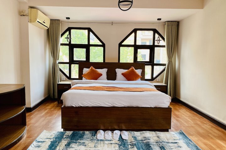 Room 28 of 127