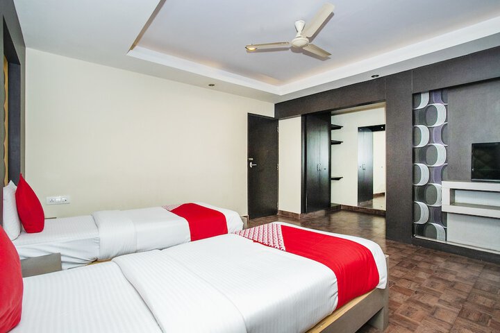 Room 17 of 18
