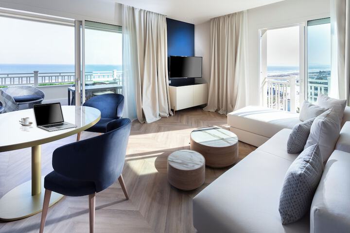 Room 75 of 180