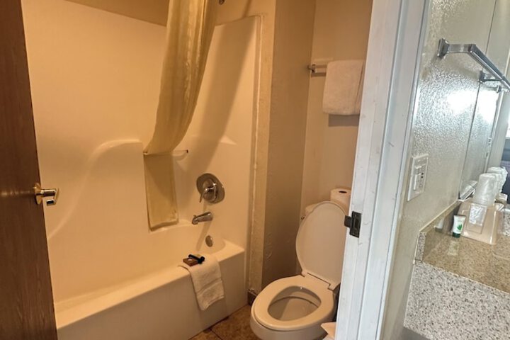 Room 14 of 17