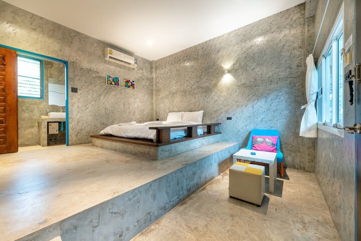 Room 14 of 52