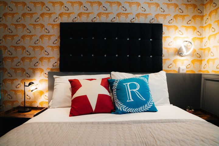 Room 39 of 344