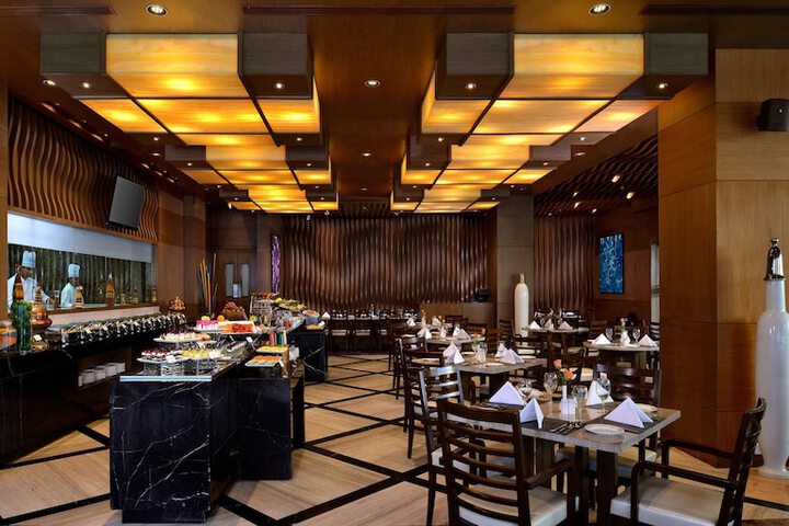 Dining 142 of 160